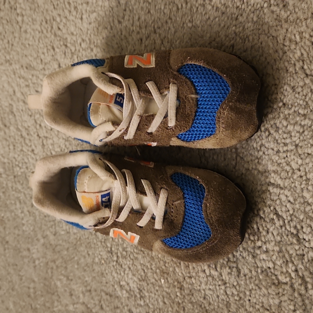 Multi colored toddler New Balances size 7